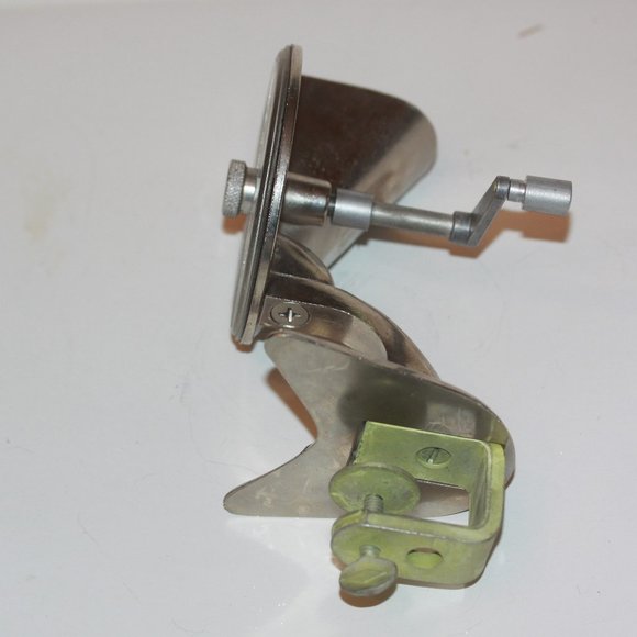 Vintage CAPSON food cutter processor slicer grater hand crank table clamp - Picture 1 of 5